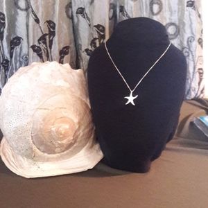 Starfish necklace